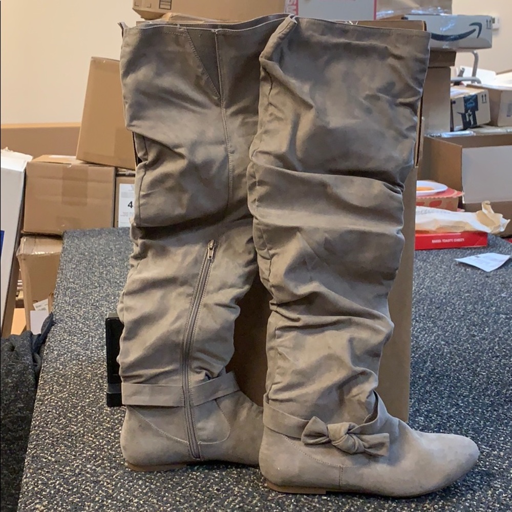 Never worn boots!!